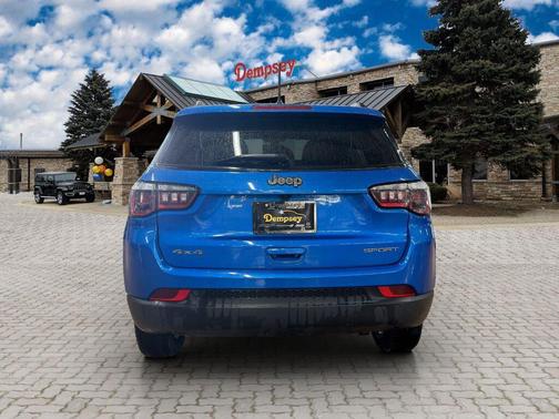 Laser Blue Pearlcoat 2018 Jeep Compass Sport
