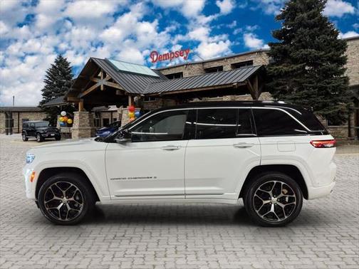 2024 Jeep Grand Cherokee Summit