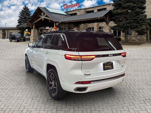 2024 Jeep Grand Cherokee Summit