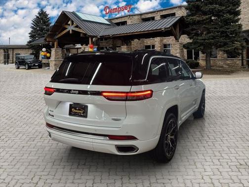 2024 Jeep Grand Cherokee Summit