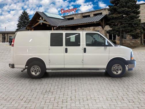 2024 GMC Savana 2500 Work Van