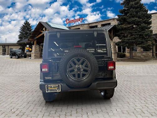 Black Clearcoat 2026 Jeep Wrangler Sport S