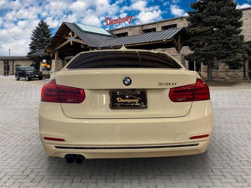 Alpine White 2018 BMW 330 330i