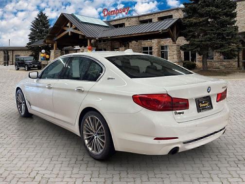 Alpine White 2018 BMW 530e xDrive iPerformance
