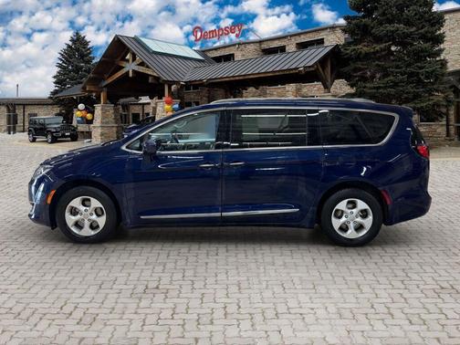 Jazz Blue Pearlcoat 2017 Chrysler Pacifica Touring-L