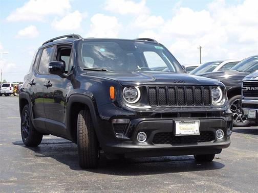 Photo 4 of 24 of 2019 Jeep Renegade Latitude