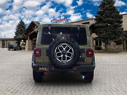 41 2025 Jeep Wrangler Rubicon
