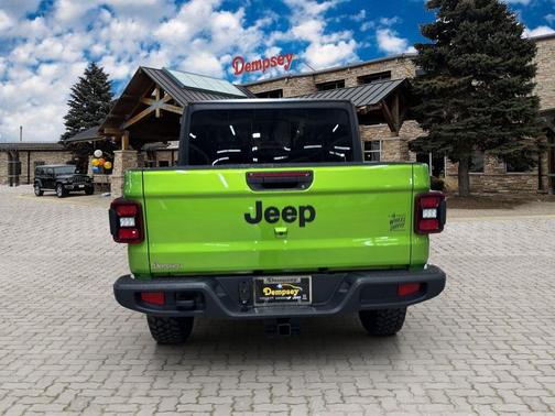 2026 Jeep Gladiator Willys 4x4