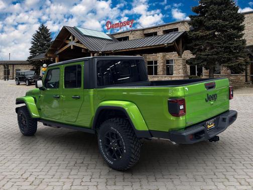 2026 Jeep Gladiator Willys 4x4