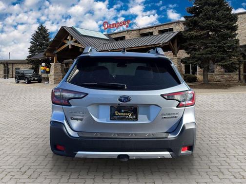 2024 Subaru Outback Touring XT