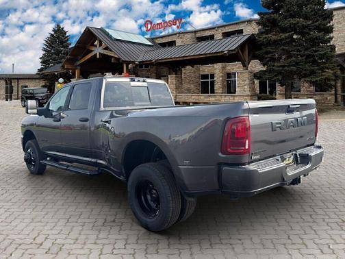 Granite Crystal Metallic Clearcoat 2026 RAM 3500 Big Horn Crew Cab 4x4 8' Box