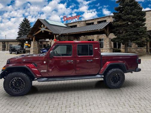 2022 Jeep Gladiator Overland
