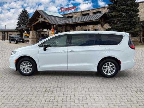 2025 Chrysler Pacifica L