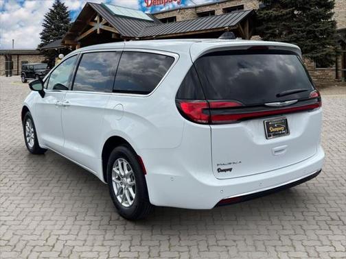 2025 Chrysler Pacifica L