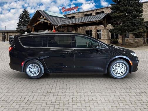 2025 Chrysler Pacifica L