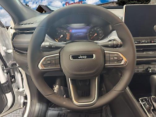 Bright White Clearcoat 2026 Jeep Compass Latitude