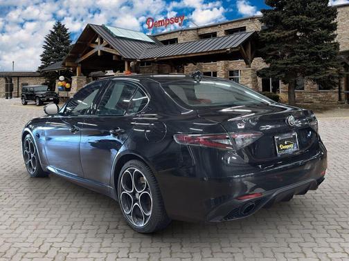 Vulcano Black Metallic 2024 Alfa Romeo Giulia Veloce AWD