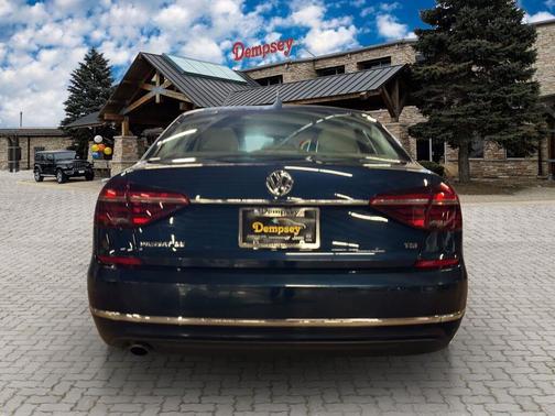 2018 Volkswagen Passat 