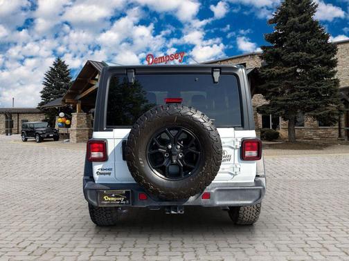 Bright White Clearcoat 2025 Jeep Wrangler 4xe Willys