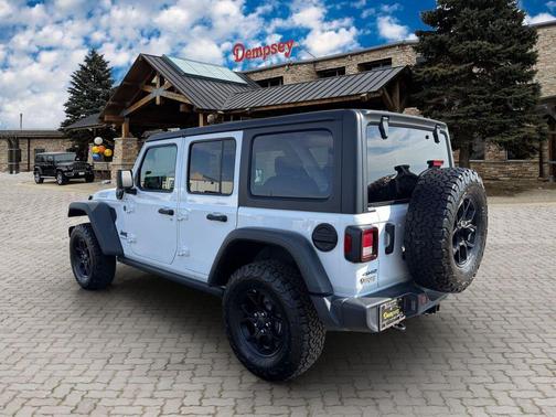 Bright White Clearcoat 2025 Jeep Wrangler 4xe Willys