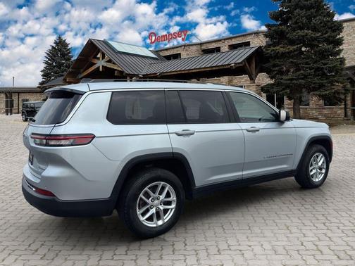 2021 Jeep Grand Cherokee L Laredo