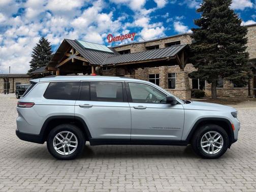 2021 Jeep Grand Cherokee L Laredo