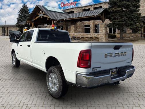 2025 RAM 2500 Big Horn Crew Cab 4x4 8' Box