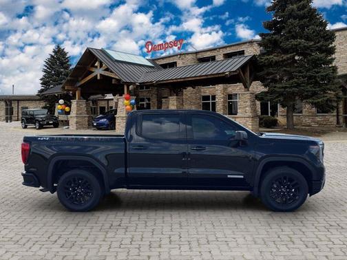 2022 GMC Sierra 1500 Elevation