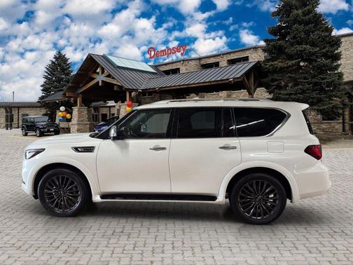 2023 INFINITI QX80 SENSORY AWD