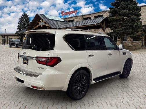 2023 INFINITI QX80 SENSORY AWD