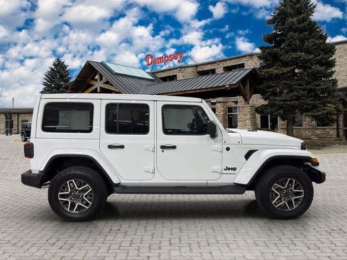 2025 Jeep Wrangler 4-Door Sahara 4x4