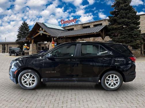 Mosaic Black Metallic 2024 Chevrolet Equinox LS