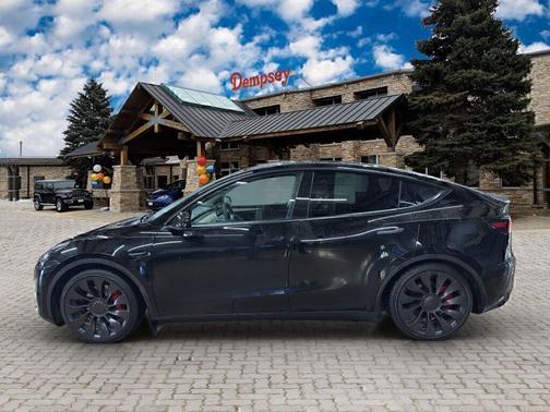 2023 Tesla Model Y Performance Dual Motor All-Wheel Drive