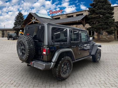 Black Clearcoat 2025 Jeep Wrangler 4xe Willys