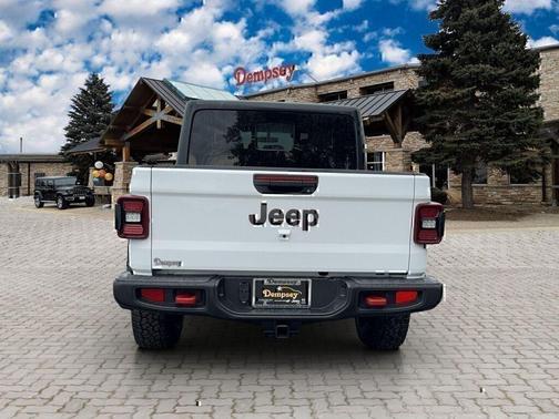 Bright White Clearcoat 2023 Jeep Gladiator Rubicon