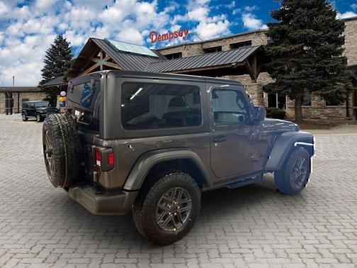 Granite Crystal Metallic Clearcoat 2026 Jeep Wrangler Sport S
