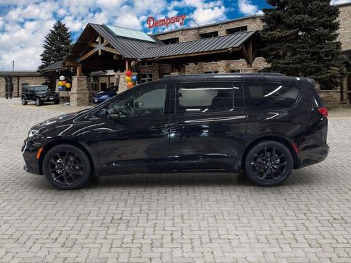 2026 Chrysler Pacifica Limited