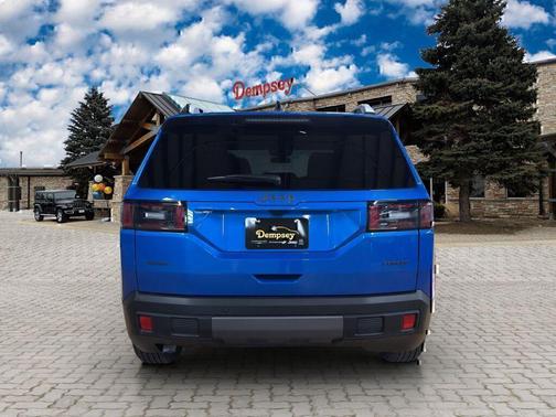 Hydro Blue Pearlcoat 2026 Jeep Cherokee Laredo 4x4