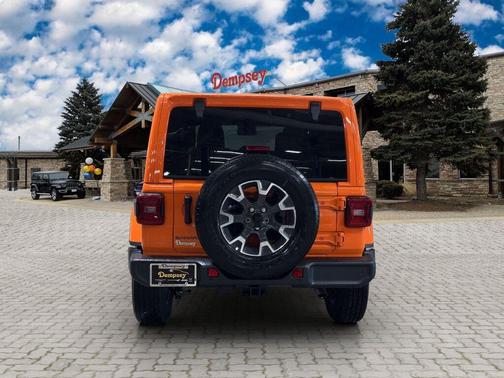 2025 Jeep Wrangler 4-Door Sahara 4x4
