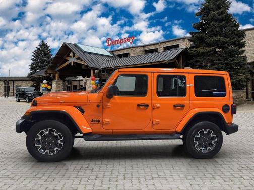 2025 Jeep Wrangler 4-Door Sahara 4x4