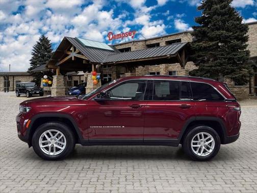 2024 Jeep Grand Cherokee Laredo
