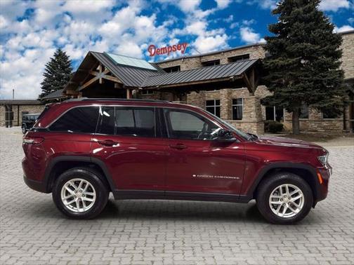 2024 Jeep Grand Cherokee Laredo