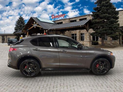 2024 Alfa Romeo Stelvio Veloce AWD
