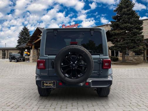 Anvil Clearcoat 2025 Jeep Wrangler 4xe Sahara