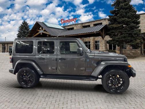 2025 Jeep Wrangler 4xe Sahara