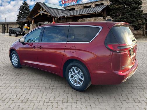 2026 Chrysler Pacifica L