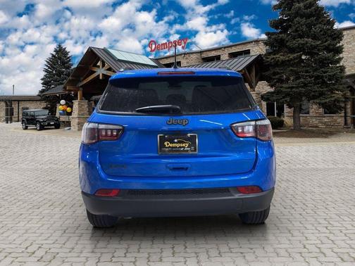 2026 Jeep Compass Latitude