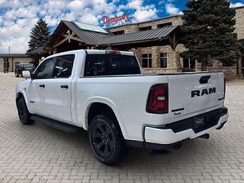 Bright White Clearcoat 2026 RAM 1500 Big Horn/Lone Star