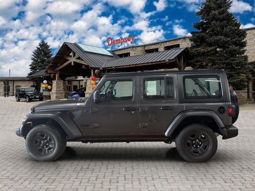 Granite Crystal Metallic Clearcoat 2022 Jeep Wrangler Unlimited Sport