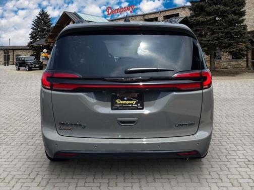 2025 Chrysler Pacifica Limited